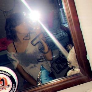 Meet your Posher, Ellie